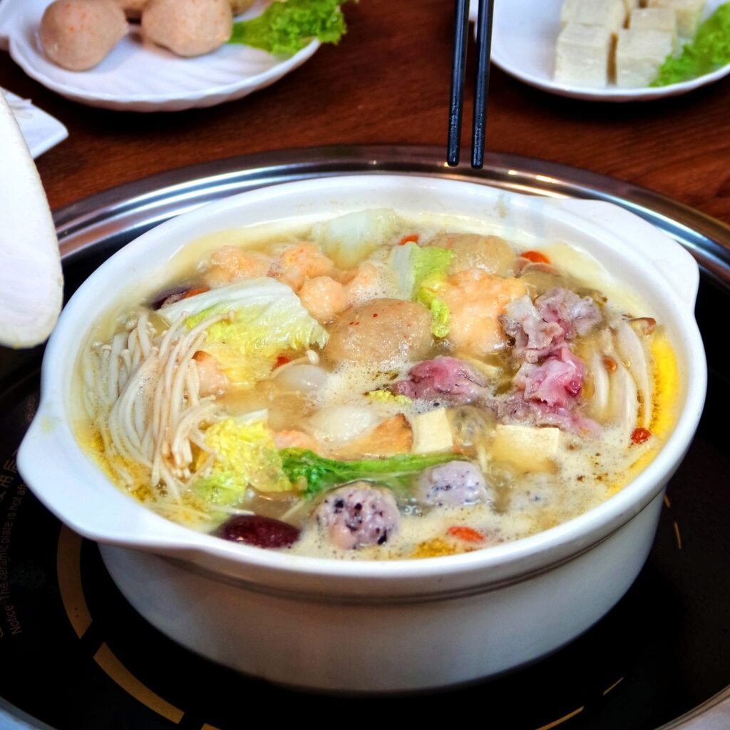 玖鼎猪肚鸡火锅 Iskandar Puteri