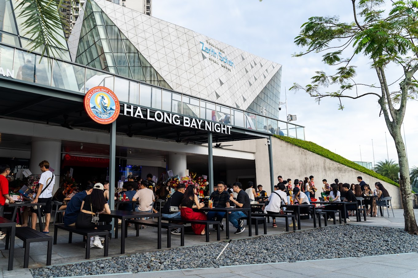 Ha Long Bay Night Restaurant